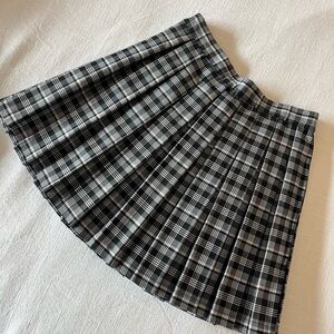 Plaid Pleated Skirt - Black and White